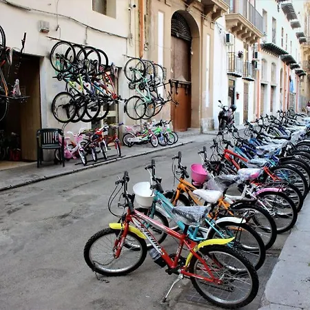 Spina Centro Storico * 팔레르모